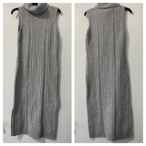 House of Harlow 1960 Dresses & Skirts - House of Harlow 1960 Knit turtleneck Sleveless Dress